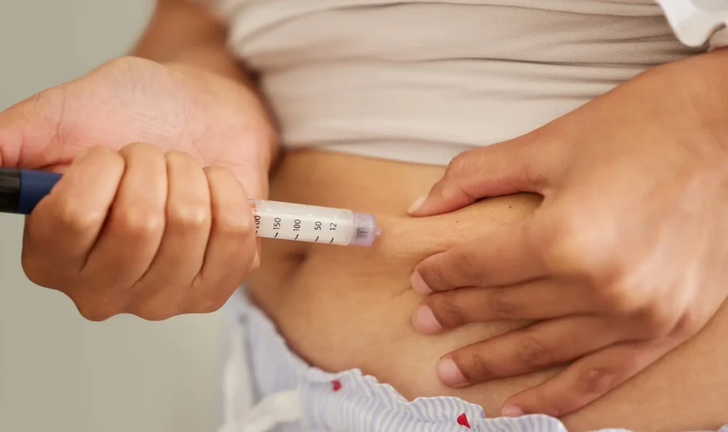 Mounjaro egy előre töltött, úgynevezett KwikPen injekcióban