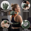 Összetett infografika a fűthető 4D nyakmasszírozó (Massage FH-670) előnyeiről, bemutatva a biomimetikus fejeket, az anatómiai illeszkedést, a vádli- és combmasszázst, valamint a C-típusú töltést